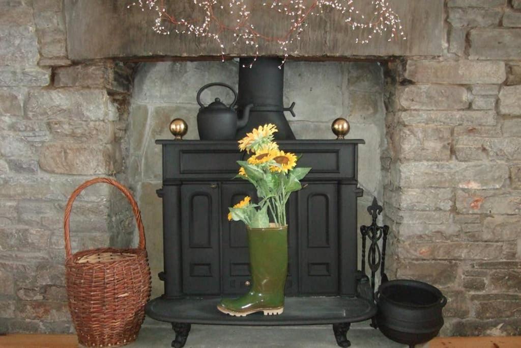 Red Stonecutters Cottage, Doolin Carrowauff Εξωτερικό φωτογραφία