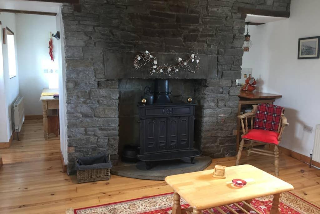 Red Stonecutters Cottage, Doolin Carrowauff Εξωτερικό φωτογραφία